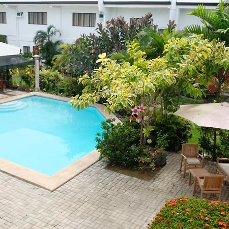 Red Knight Gardens Hotel Davao Exterior photo